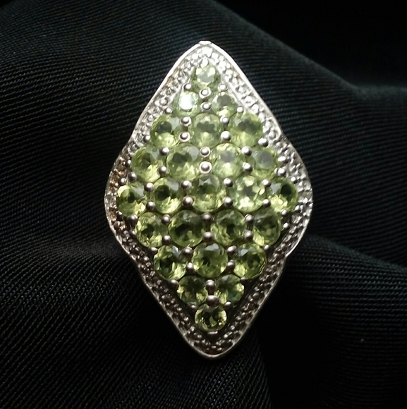 Found in lava, meteorites & in the earth’s mantle. Jewelry - 925 Genuine Untreated Peridot. FIRM.